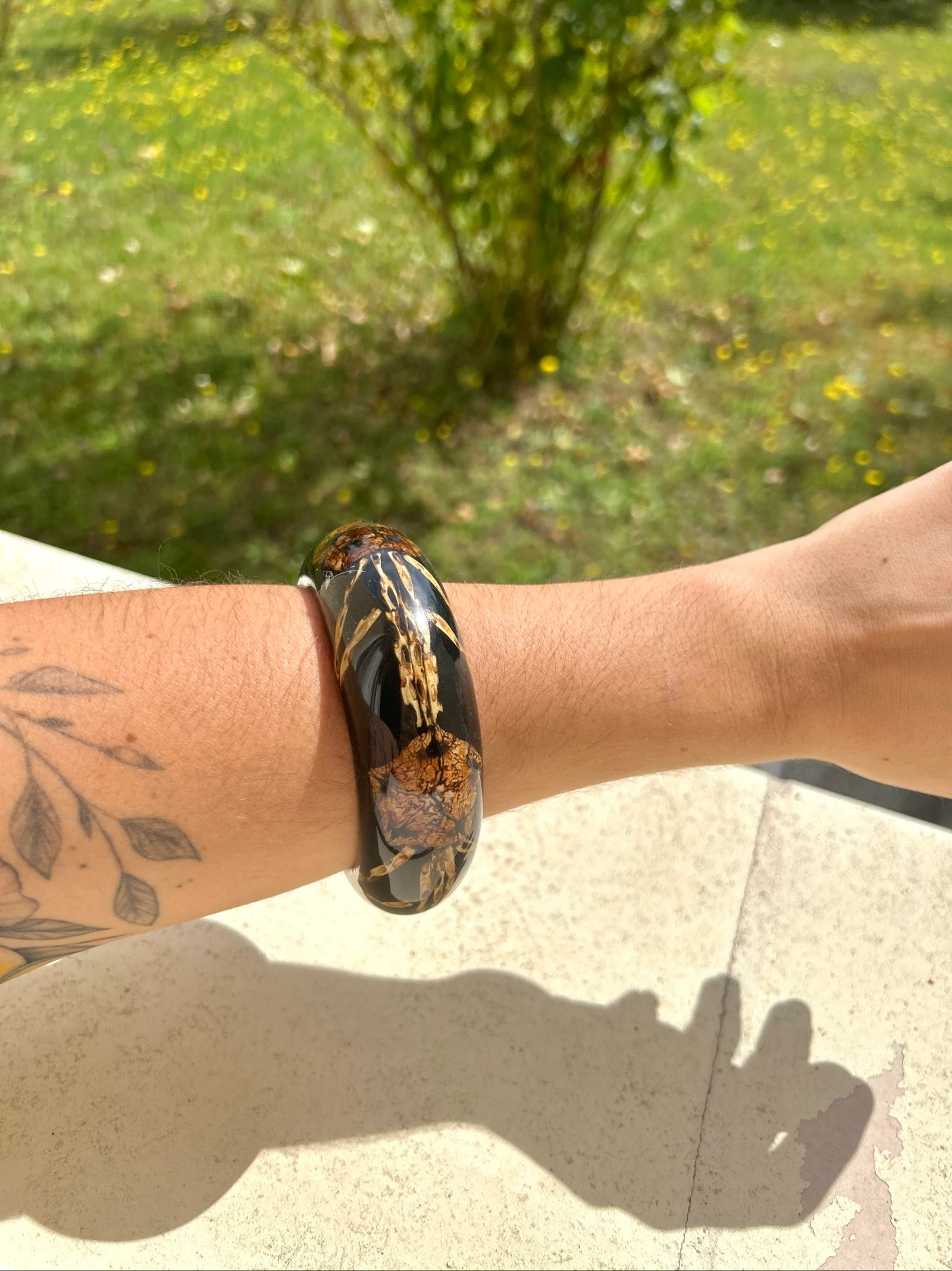 Pulseira de fantasia para encaixar marrom efeito mármore dourado – photo 2